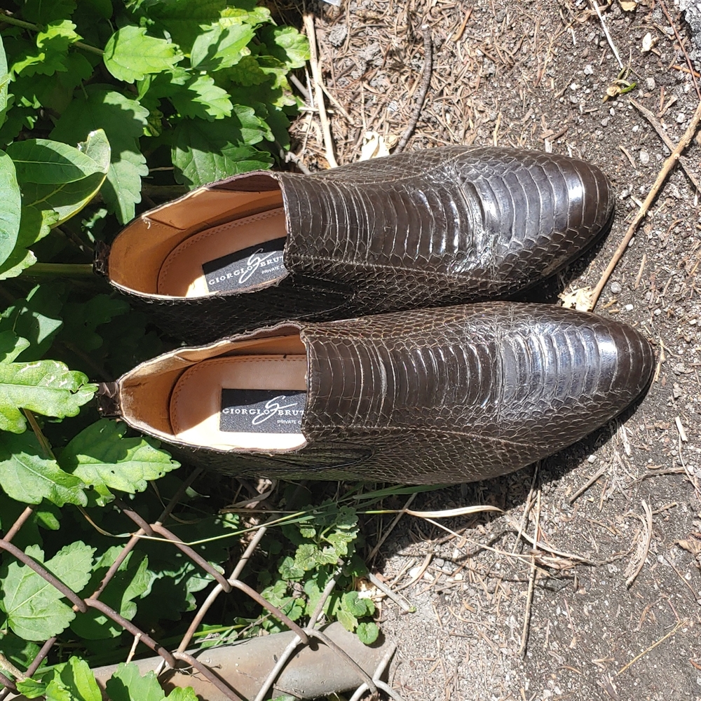 Genuine Snake skin short heel